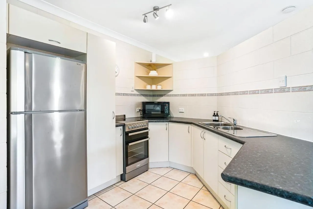 Stay At The Albatross Kewarra Beach Holiday home