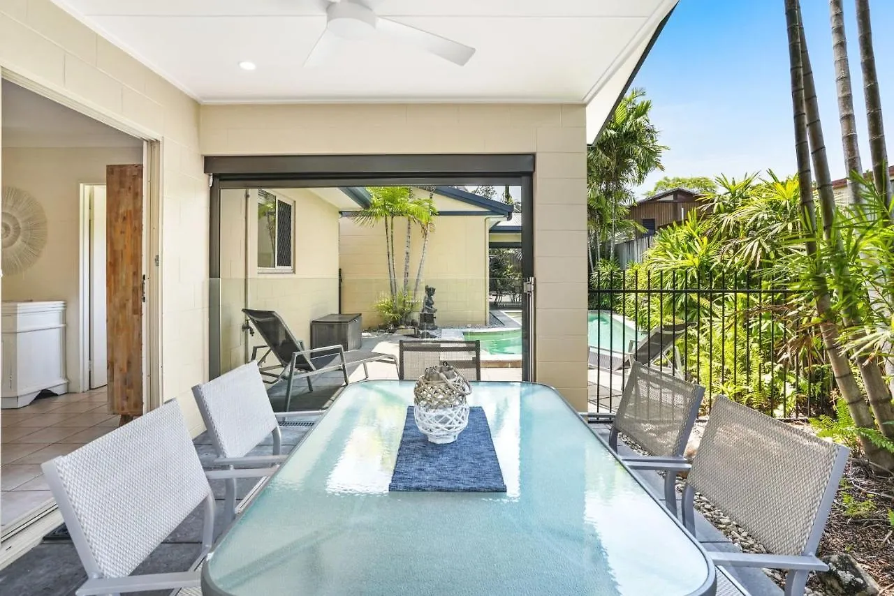 Stay At The Albatross Kewarra Beach 0*,